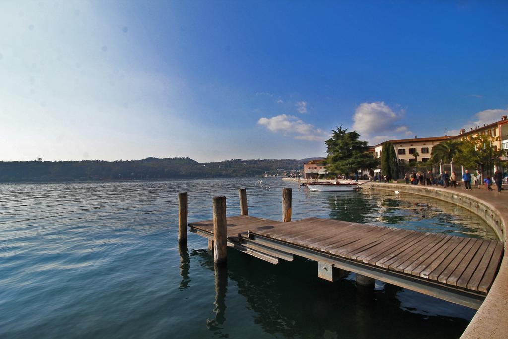 Apartment Salo- Direct Access To Garda Lake Exterior photo